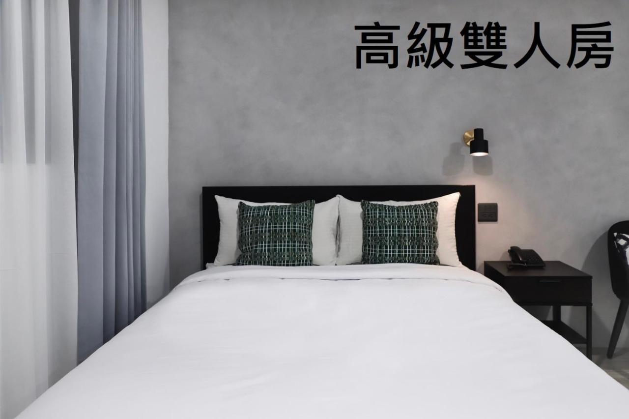 Tzu Chi Hotel Pingtung Экстерьер фото